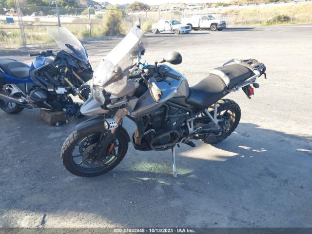 2013 TRIUMPH MOTORCYCLE TIGER SMTF02XK2DJ556972 Photo 1