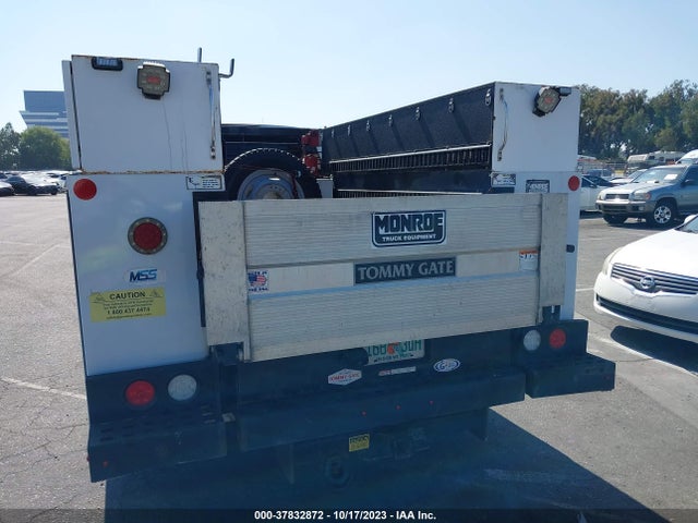 2018 Ford F-450, VIN: 1FD0W4HTXJEC68865