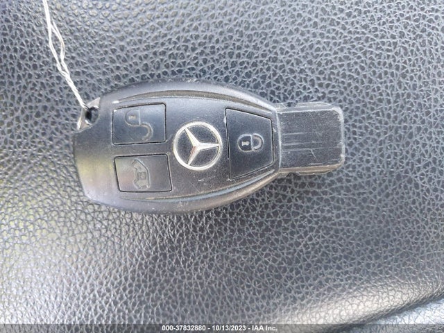 WD4PG2EE7G3061063 Mercedes-Benz METRIS PASSENGER VAN