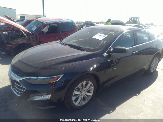 Chevrolet MALIBU LT 2023 1G1ZD5ST6PF233963 Image 2