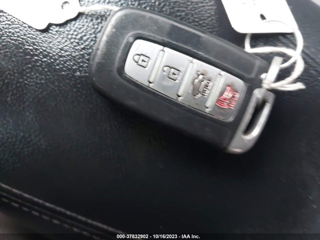 2013 HYUNDAI SONATA LIMITED PZEV VIN: 5NPEC4AC8DH517696
