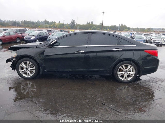 2013 HYUNDAI SONATA LIMITED PZEV VIN: 5NPEC4AC8DH517696