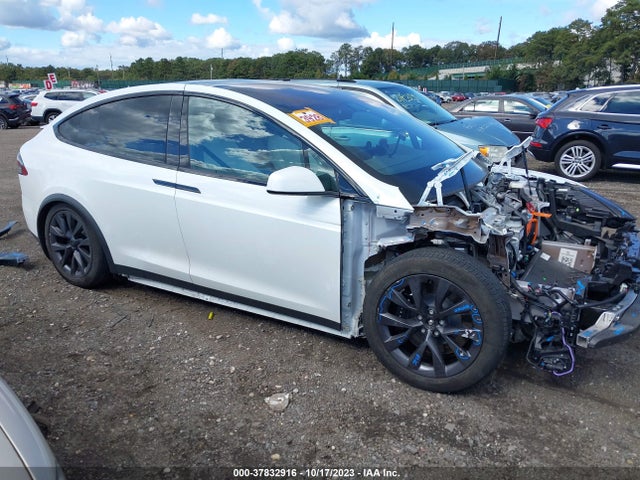 2022 TESLA MODEL X VIN: 7SAXCBE5XNF327149