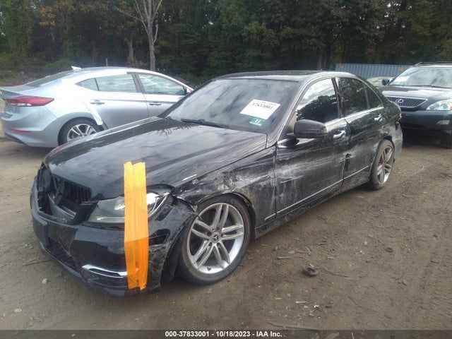 2013 MERCEDES-BENZ C 300 SPORT 4MATIC/LUXURY 4MATIC VIN: WDDGF8AB8DR256910