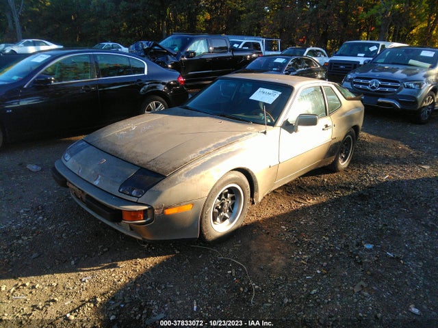 1984 PORSCHE 944 WP0AA0941EN461354 Photo 1