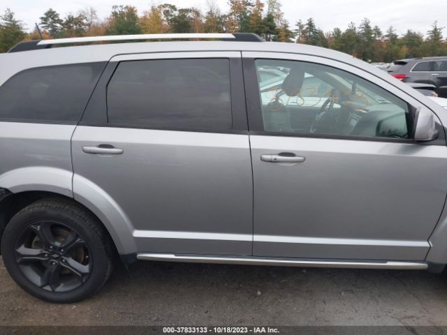 3C4PDCGG9KT859634 Dodge Journey Crossroad