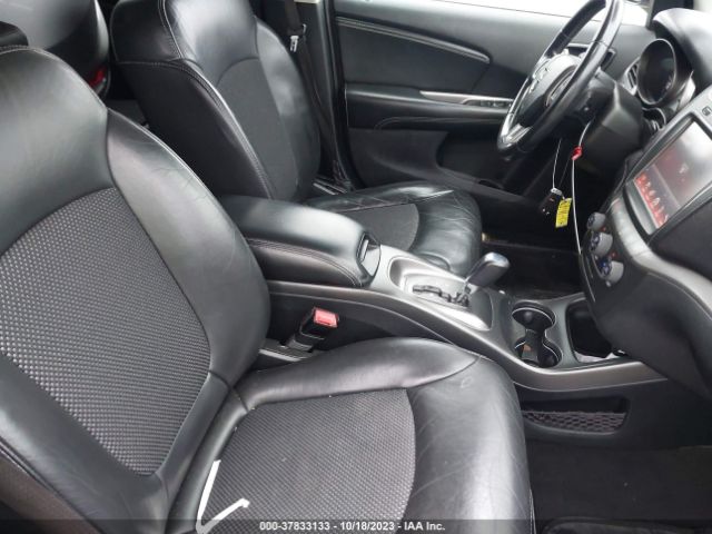 3C4PDCGG9KT859634 Dodge Journey Crossroad