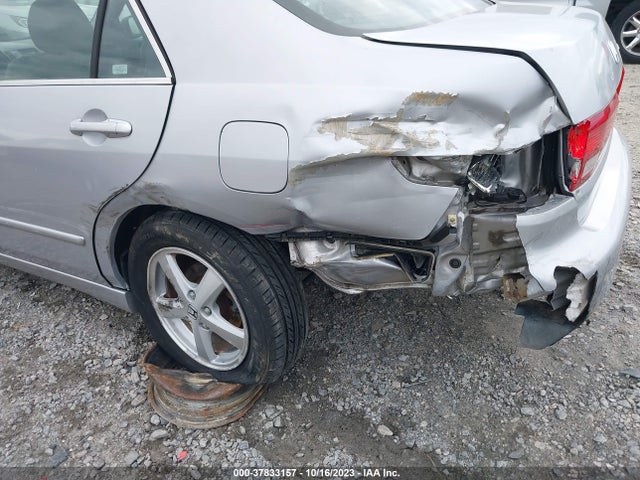 2005 HONDA ACCORD SDN EX-L VIN: 1HGCM56885A195232