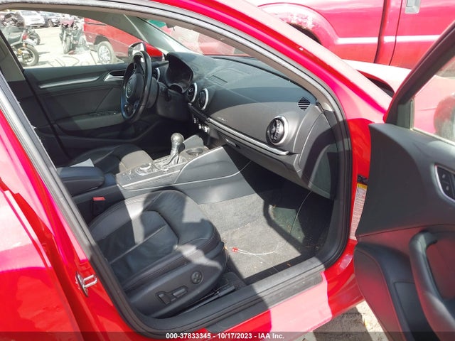 Audi A3 2.0t Premium Plus 2015 WAUEFGFF0F1022444 Image 5