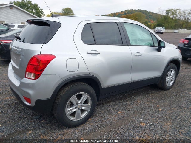 Chevrolet Trax Awd Ls 2021 KL7CJNSB1MB322532 Image 4