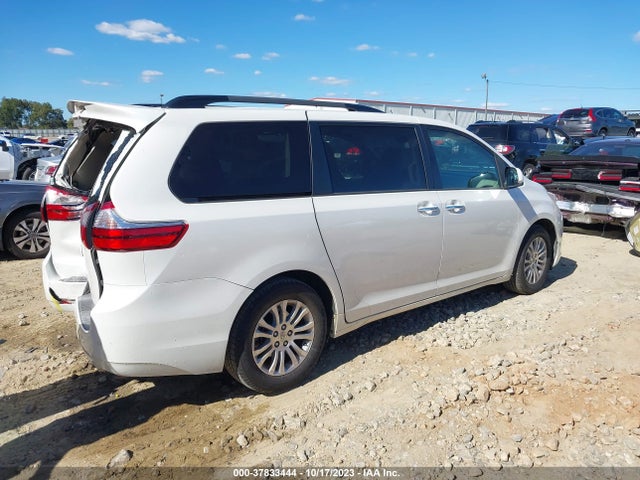 Toyota Sienna Xle Auto Access 2017 5TDYZ3DC0HS798684 Image 4