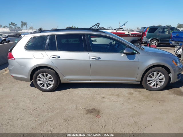3VWC17AU2GM508396 Volkswagen Golf Sportwagen Tsi S