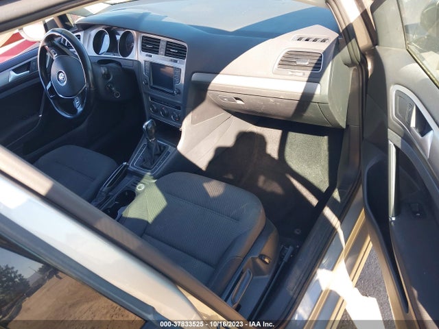 3VWC17AU2GM508396 Volkswagen Golf Sportwagen Tsi S