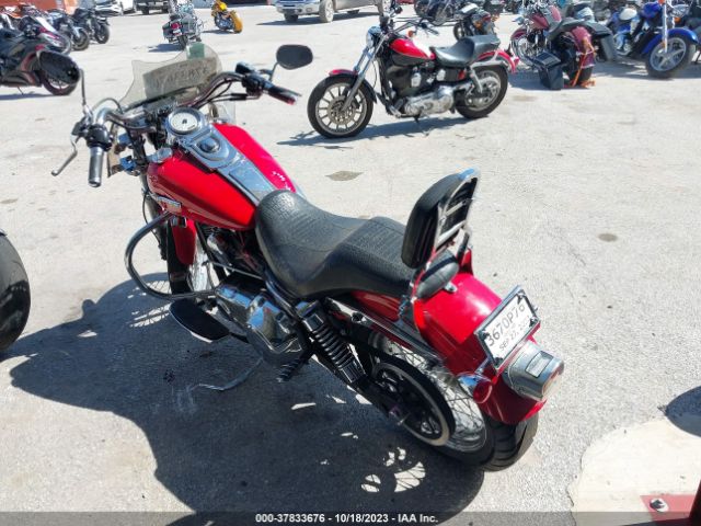 2011 HARLEY-DAVIDSON FXDC 1HD1GV411BC331797 Photo 2