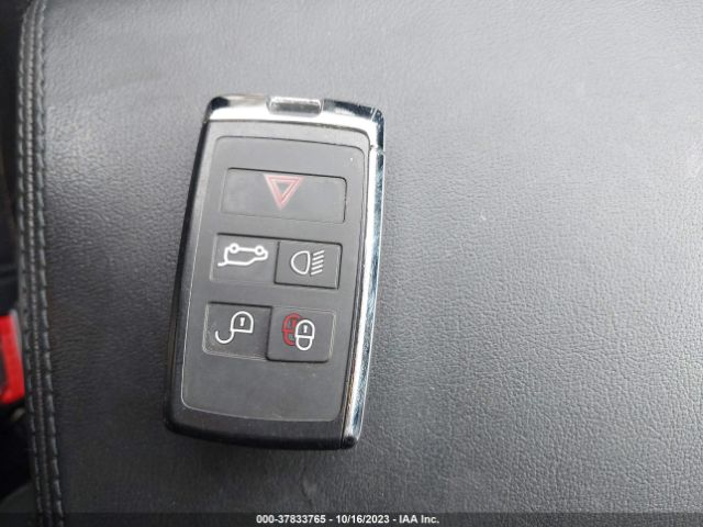 SADFP2FXXL1004579 Jaguar E-PACE SE