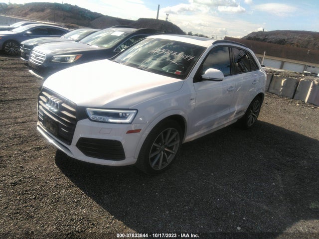 WA1GCCFS8HR001155 Audi Q3 Prestige