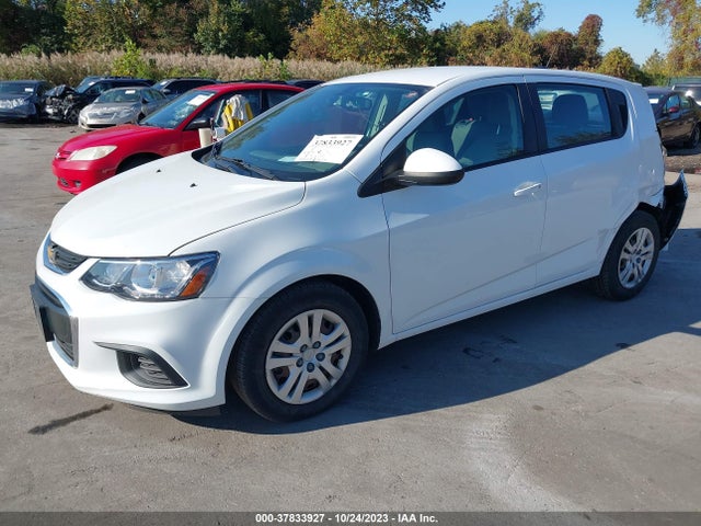 Chevrolet Sonic Lt Auto 2017 1G1JG6SG6H4174682 Image 2