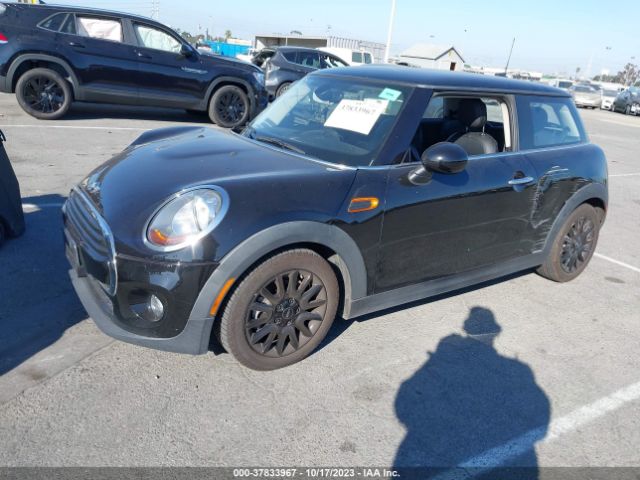 WMWXP5C38H2F61480 Mini Hardtop 2 Door Cooper