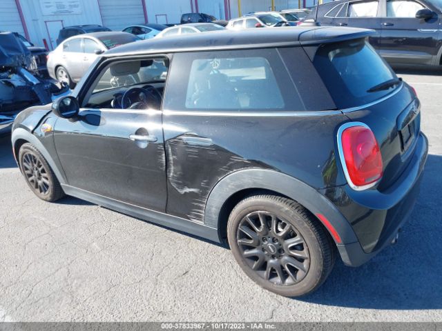 WMWXP5C38H2F61480 Mini Hardtop 2 Door Cooper