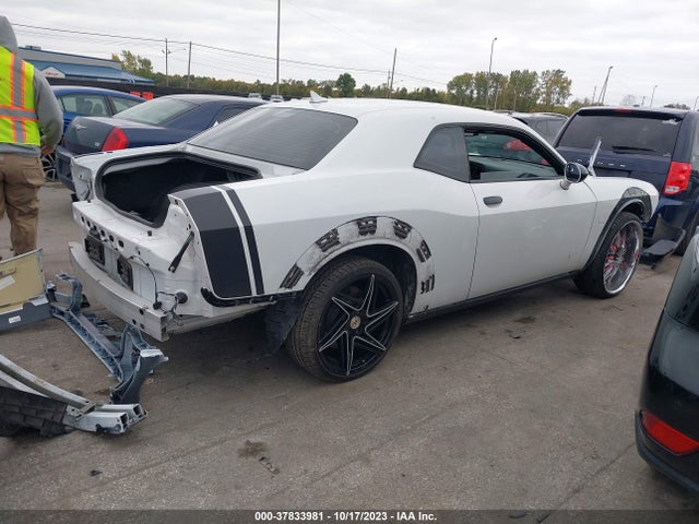 Dodge Challenger R/t Scat Pack 2018 2C3CDZFJ7JH112138 Image 4