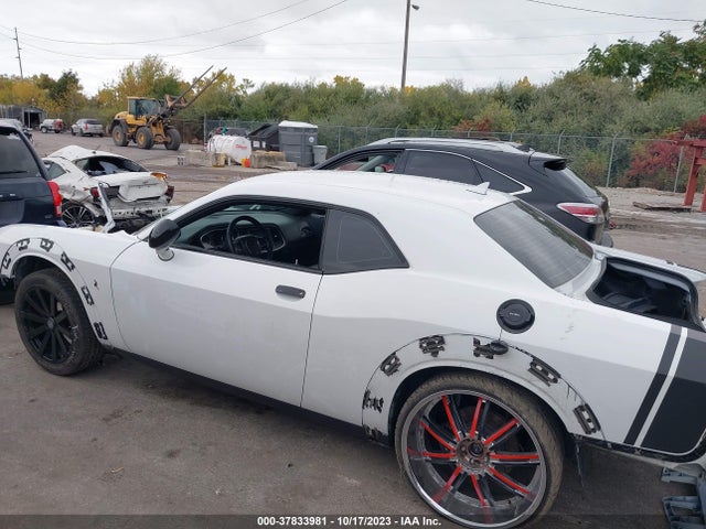 2018 DODGE CHALLENGER R/T SCAT PACK VIN: 2C3CDZFJ7JH112138