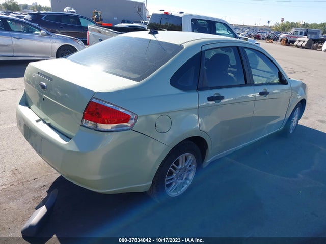 2011 FORD FOCUS SE VIN: 1FAHP3FN3BW129844