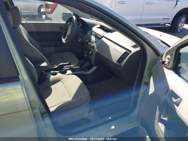 2011 FORD FOCUS SE VIN: 1FAHP3FN3BW129844