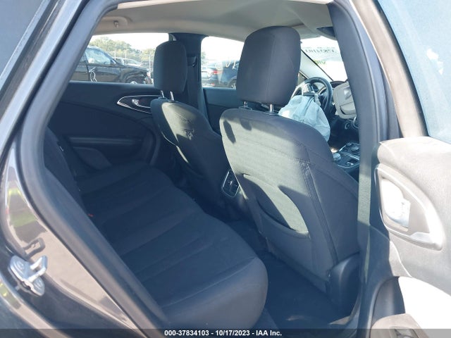 1C3CCCABXFN561585 Chrysler 200 Limited