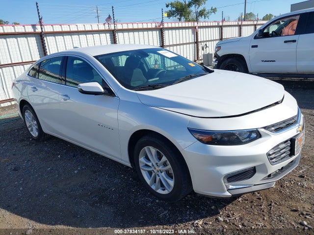 2018 1G1ZD5ST2JF105193 main image