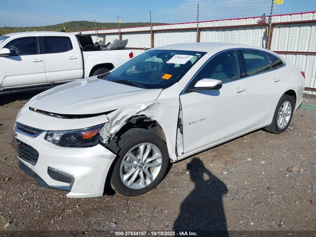 Chevrolet MALIBU LT 2018 1G1ZD5ST2JF105193 Image 2
