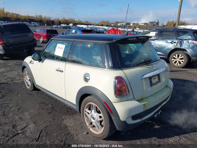 2009 MINI COOPER HARDTOP WMWMF73539TW80923 Photo 2
