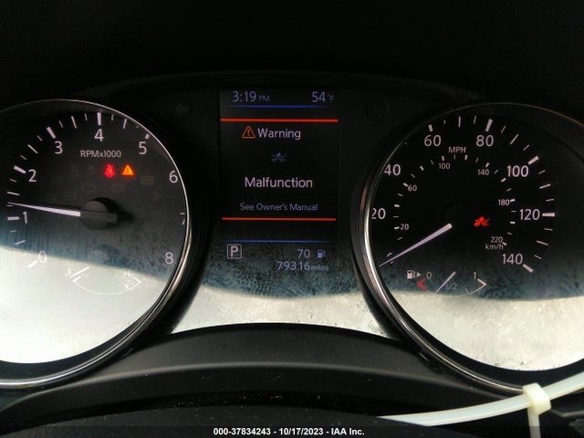 2018 NISSAN ROGUE SV VIN: KNMAT2MV8JP523238