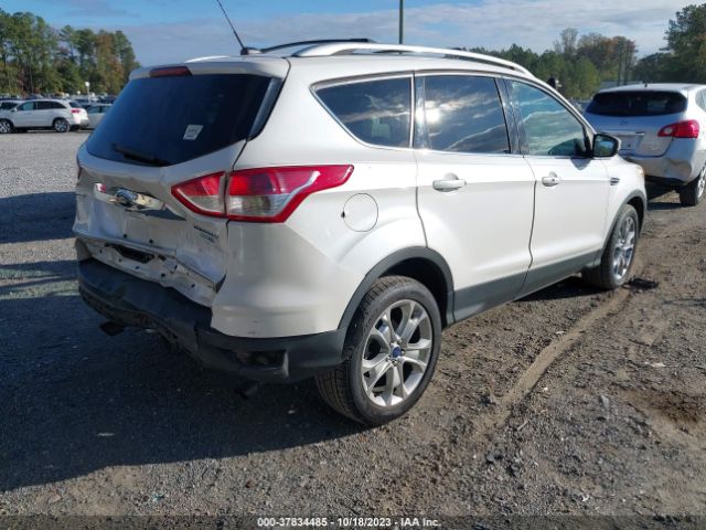 1FMCU9J99EUB91710 Ford Escape Titanium