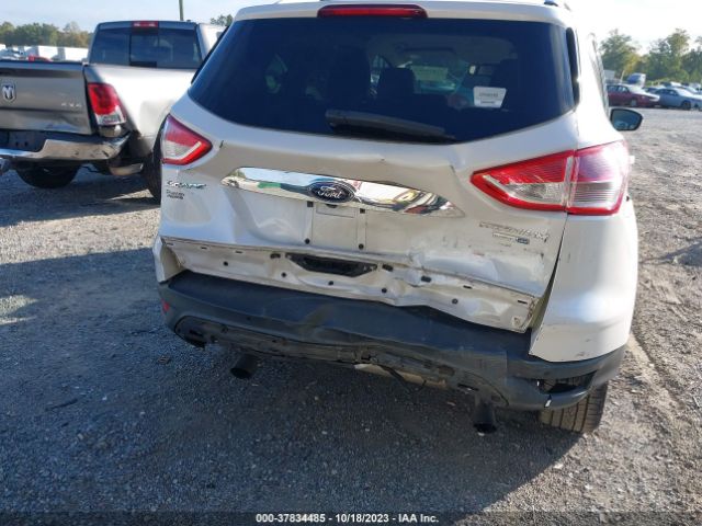 1FMCU9J99EUB91710 Ford Escape Titanium