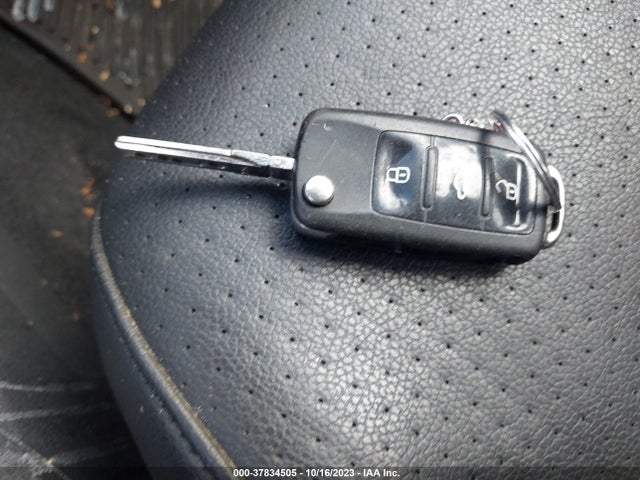 3VWD17AJ2EM308092 Volkswagen Jetta Sedan Se W/connectivity