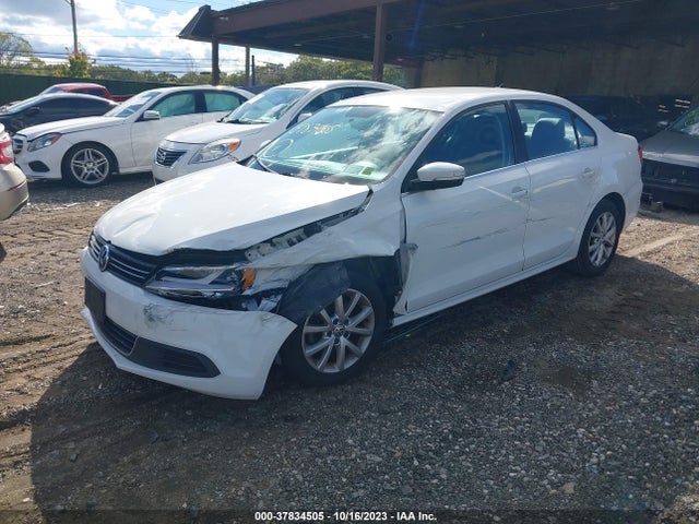 3VWD17AJ2EM308092 Volkswagen Jetta Sedan Se W/connectivity