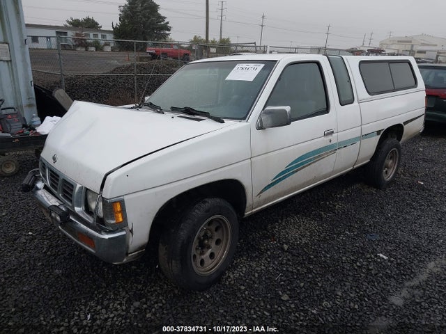 1994 NISSAN TRUCK KING CAB XE VIN: 1N6SD16S2RC417835