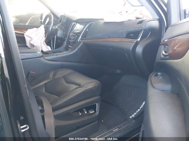 1GYS4BKJXHR229107 Cadillac Escalade Luxury
