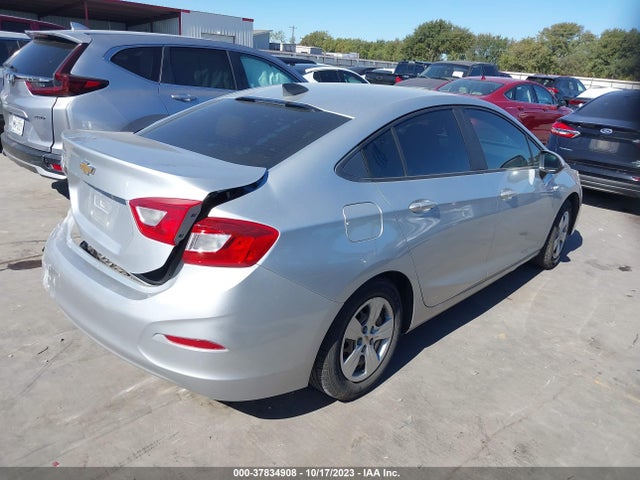 Chevrolet CRUZE LS 2017 1G1BC5SM7H7109533 Image 4