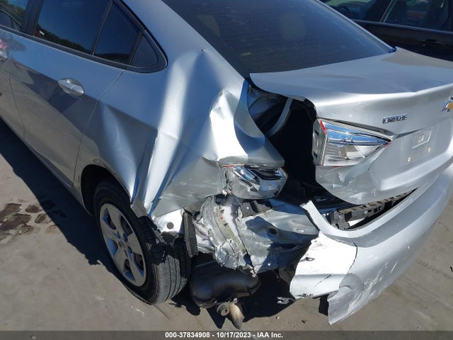 Chevrolet CRUZE LS 2017 1G1BC5SM7H7109533 Image 6