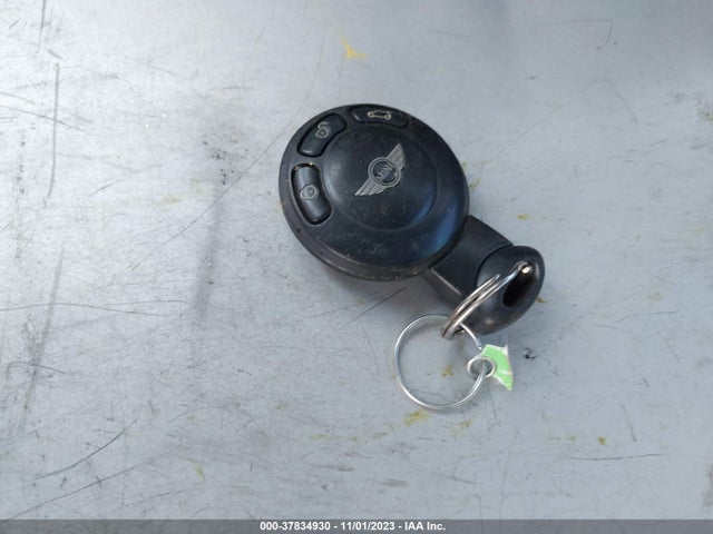 2009 MINI COOPER CLUBMAN WMWMM93589TL04073 Photo 10