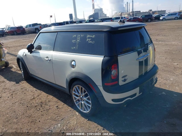 2009 MINI COOPER CLUBMAN WMWMM93589TL04073 Photo 2