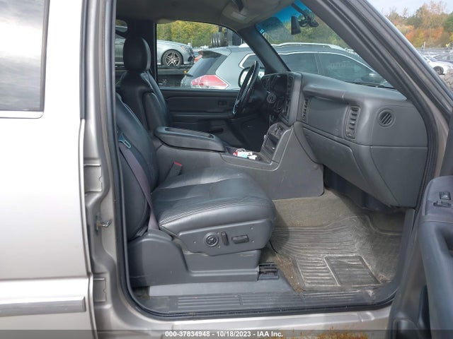 2005 GMC SIERRA 2500HD SLT VIN: 1GTHK23265F922458
