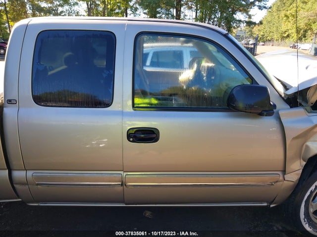 2003 CHEVROLET SILVERADO 1500 LS VIN: 2GCEC19V231151416