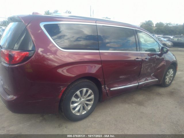 2018 CHRYSLER PACIFICA 2C4RC1BG8JR280580 Photo 3