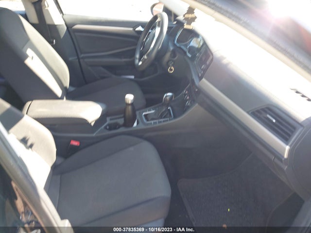 3VWCB7BU1KM187374 Volkswagen Jetta S/se/r-line