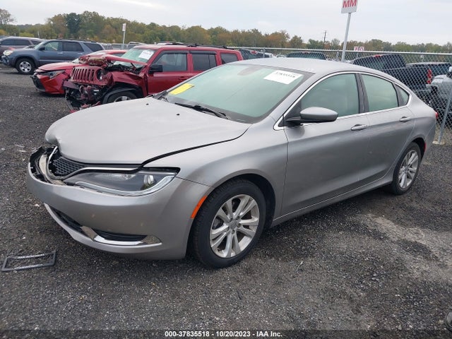 Chrysler 200 Limited Platinum 2017 1C3CCCAB3HN508813 Image 2