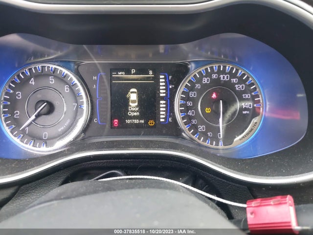 Chrysler 200 Limited Platinum 2017 1C3CCCAB3HN508813 Image 7