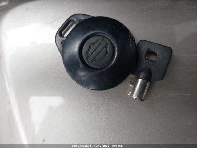 2005 HARLEY-DAVIDSON FXDWG 1HD1GEV195K330924 Photo 10