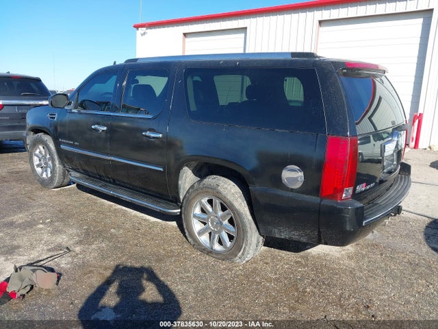 2007 CADILLAC ESCALADE ESV VIN: 1GYFK66817R274652